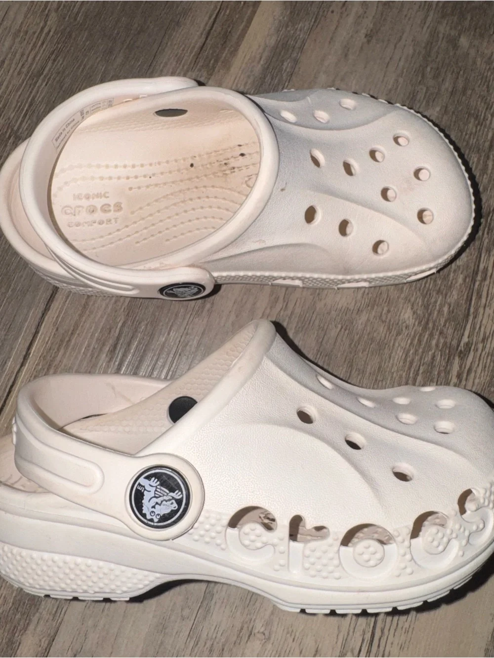 CROCS Kids Classic Clog in Off-White